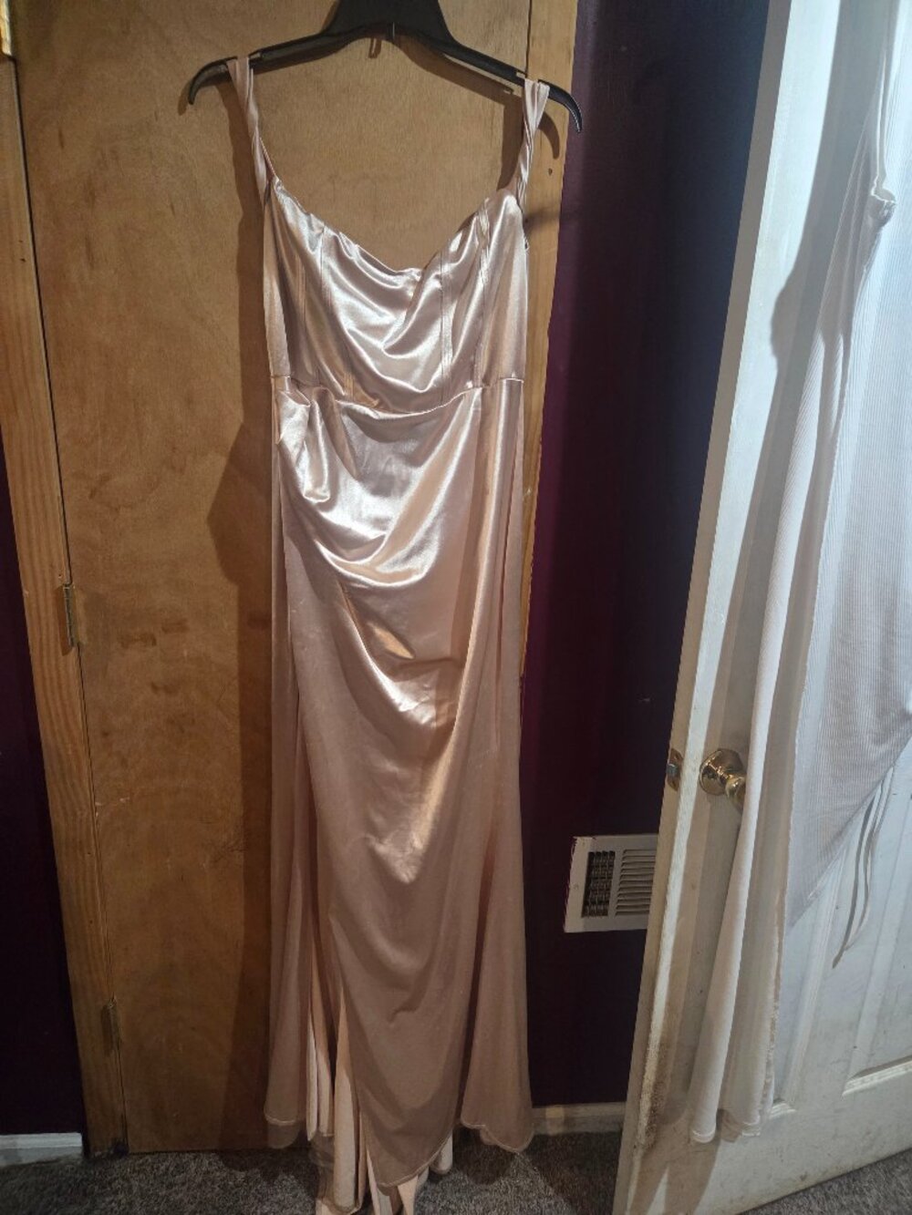 Golden/cream evening dress